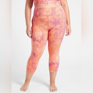 Athleta Salutation Stash Pocket II Capri Leggings Island Coral Size 1X/ XL